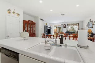 805 Klamath Way, Hollister, CA 95023 - Photo 14