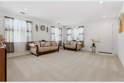 805 Klamath Way, Hollister, CA 95023 - Photo 8