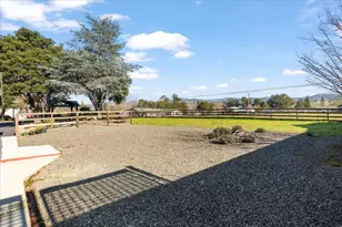 2180 Patton Ave, Napa, CA 94559 - Photo 58