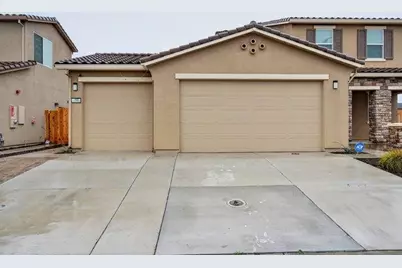 1096 Wildrose Dr, Hollister, CA 95023 - Photo 4