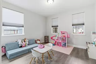 1096 Wildrose Dr, Hollister, CA 95023 - Photo 12