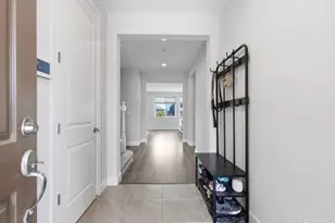 1096 Wildrose Dr, Hollister, CA 95023 - Photo 8