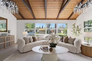 121 Lois Ln, Palo Alto, CA 94303 - Photo 16