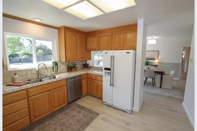 107 Linden St, Santa Cruz, CA 95062 - Photo 10