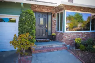 107 Linden St, Santa Cruz, CA 95062 - Photo 2