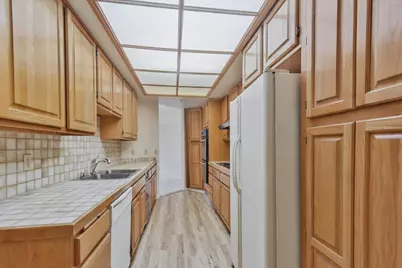 555 Laurel Ave 415, San Mateo, CA 94401 - Photo 22