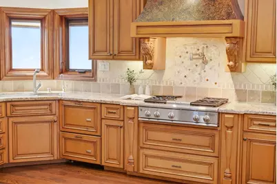 41 S Circle Dr, Santa Cruz, CA 95060 - Photo 18