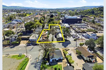 55 E 1st St, Morgan Hill, CA 95037 - Photo 2