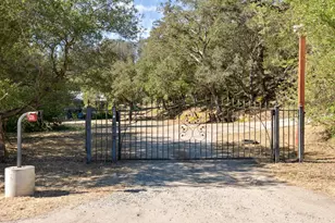 688 Calabasas Rd, Watsonville, CA 95076 - Photo 76