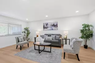 5054 Cribari Vale, San Jose, CA 95135 - Photo 4