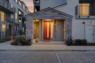 550 Redberry Wy, San Jose, CA 95117 - Photo 2