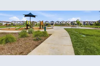 12185 Coal Creek Way, Rancho Cordova, CA 95742 - Photo 30