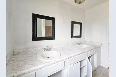 2416 Roble Ave, Modesto, CA 95354 - Photo 12