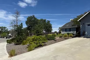 2468 Falcon Dr, Paso Robles, CA 93446 - Photo 2