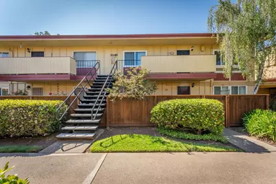 3049 Los Prados St 223, San Mateo, CA 94403 - Photo 2