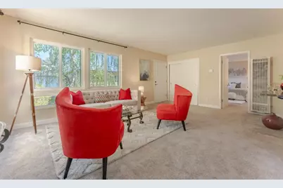3049 Los Prados St 223, San Mateo, CA 94403 - Photo 2