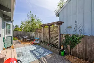 620 Sumner, Santa Cruz, CA 95062 - Photo 28