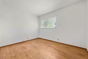 898 Hummingbird Dr, San Jose, CA 95125 - Photo 14