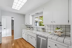 23349 Deerfield Rd, Los Gatos, CA 95033 - Photo 14