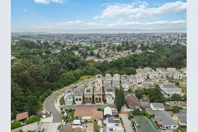 24185 Amaranth Loop, Hayward, CA 94541 - Photo 38