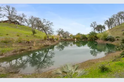 1525 Headlands Dr, Napa, CA 94558 - Photo 32