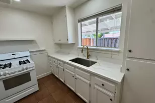 961 S 7th St 959, San Jose, CA 95112 - Photo 12