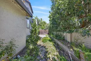 1074 Almaden Village Ln, San Jose, CA 95120 - Photo 36