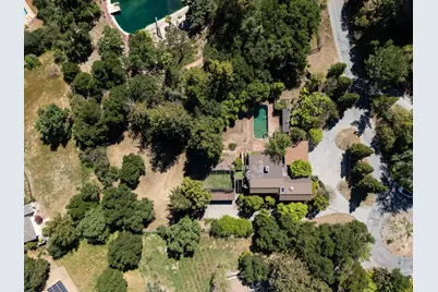 12544 Corbetta Ln, Los Altos Hills, CA 94022 - Photo 4