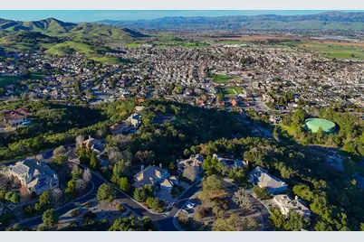 8451 Goldenrod Cir, Gilroy, CA 95020 - Photo 90
