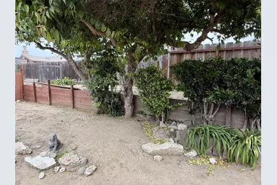 Atherton Cir, Salinas, CA 93906 - Photo 24