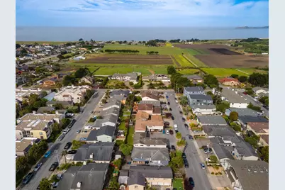 466 Willow Ave, Half Moon Bay, CA 94019 - Photo 10
