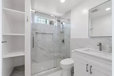 403 Chateau La Salle 403, San Jose, CA 95111 - Photo 18