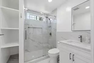 403 Chateau La Salle 403, San Jose, CA 95111 - Photo 18