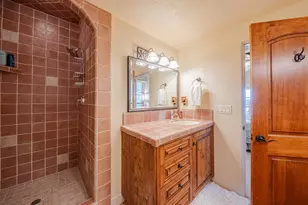 8730 Bluff Ct, Bradley, CA 93426 - Photo 40