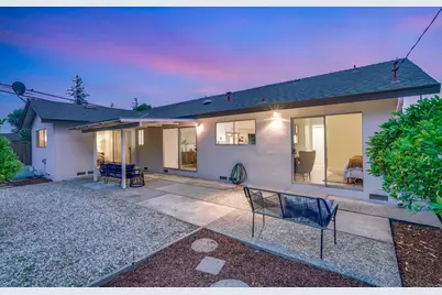 20025 Cedar Tree Ln, Cupertino, CA 95014 - Photo 52