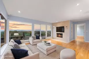 3615 Country Club Dr, Redwood City, CA 94061 - Photo 2