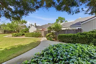 22652 Silver Oak Ln, Cupertino, CA 95014 - Photo 40