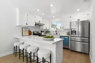 22652 Silver Oak Ln, Cupertino, CA 95014 - Photo 4