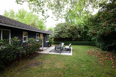 559 Hilbar Ln, Palo Alto, CA 94303 - Photo 22