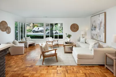 559 Hilbar Ln, Palo Alto, CA 94303 - Photo 4