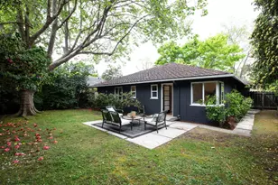 559 Hilbar Ln, Palo Alto, CA 94303 - Photo 20