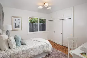 559 Hilbar Ln, Palo Alto, CA 94303 - Photo 12