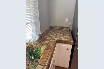 5660 Jacks Ln, Sacramento, CA 95822 - Photo 10