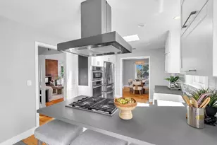 2204 Roosevelt Ave, Redwood City, CA 94061 - Photo 10