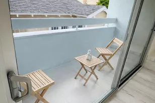 930 California 105, Santa Monica, CA 90403 - Photo 8