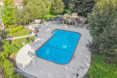 2890 Buena Crest Ct, San Jose, CA 95121 - Photo 36