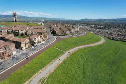 218 William Manly St 2, San Jose, CA 95136 - Photo 56