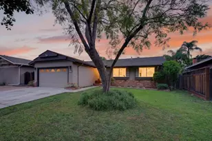 2467 Nightingale Dr, San Jose, CA 95125 - Photo 2