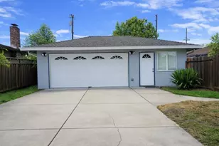 1090 White Dr, Santa Clara, CA 95051 - Photo 4