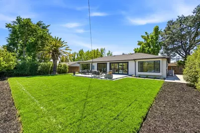 1073 Celilo Dr, Sunnyvale, CA 94087 - Photo 42